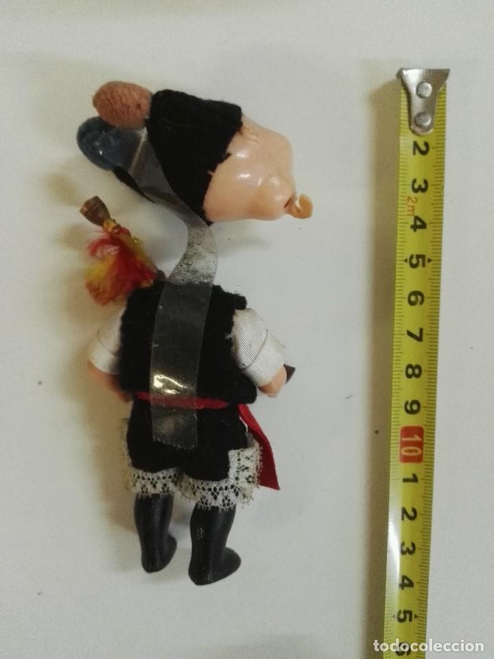 Mu&ntilde;ecas espa&ntilde;olas modernas: Mu&ntilde;eco gaitero de celuloide o pl&aacute;stico - Foto 2