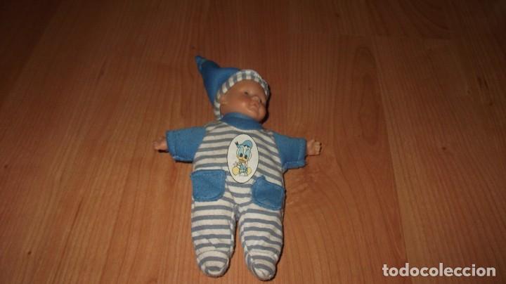 Mu&ntilde;ecas espa&ntilde;olas modernas: MU&Ntilde;ECO BEBE CON TRAJECITO Y GORRITO - Foto 1