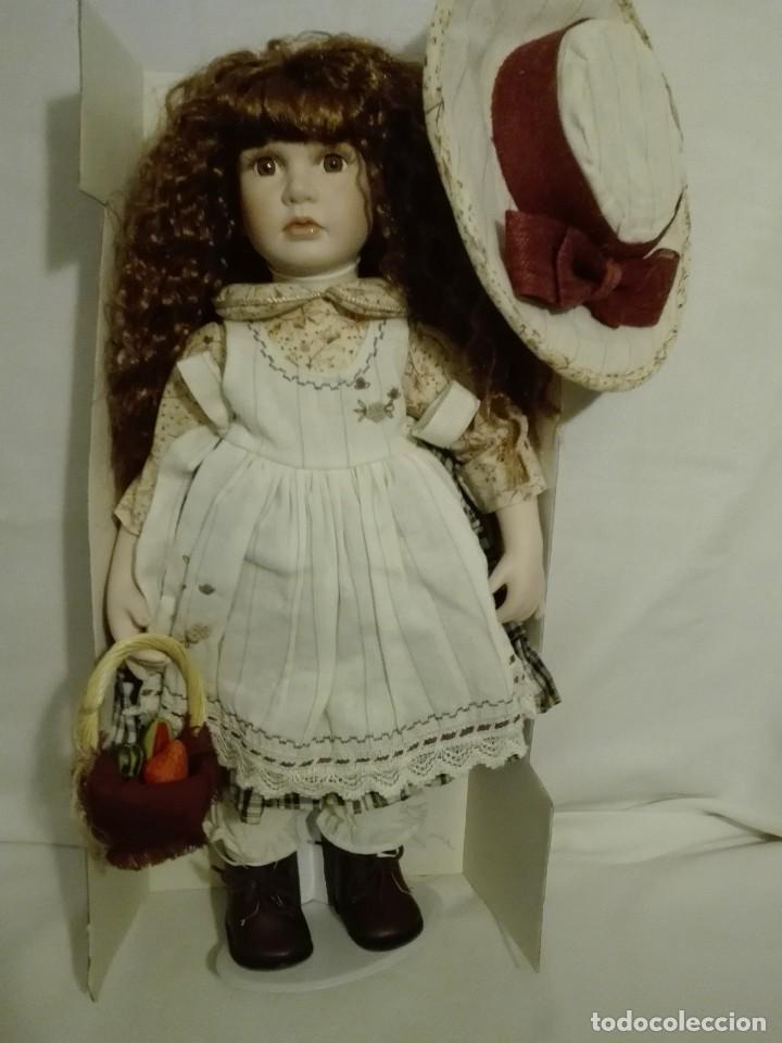 Mu&ntilde;ecas espa&ntilde;olas modernas: Mu&ntilde;eca de porcelana grande - Foto 2
