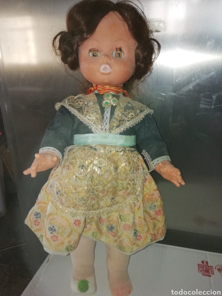 Mu&ntilde;ecas espa&ntilde;olas modernas: Mu&ntilde;eca con traje de fallera Valencia - Foto 1