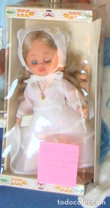 Mu&ntilde;ecas espa&ntilde;olas modernas: MU&Ntilde;ECA COMUNION DE PEREZ Y GALSEM A&Ntilde;OS 70 - Foto 2