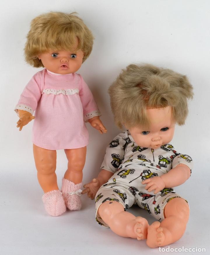 Mu&ntilde;ecas espa&ntilde;olas modernas: 2 mu&ntilde;ecos en goma - Foto 1