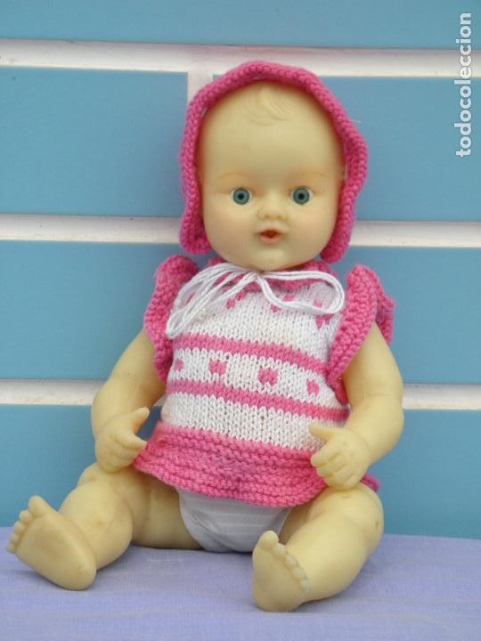 Mu&ntilde;ecas espa&ntilde;olas modernas: Mu&ntilde;eca beb&eacute; antigua de goma blanda - Foto 1