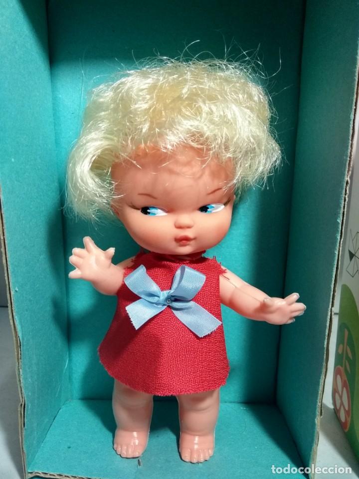 Mu&ntilde;ecas espa&ntilde;olas modernas: Mu&ntilde;eca cepellin de berbesa con caja original - Foto 3