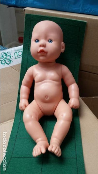 Mu&ntilde;ecas espa&ntilde;olas modernas: Mu&ntilde;eco de plastico. - Foto 1