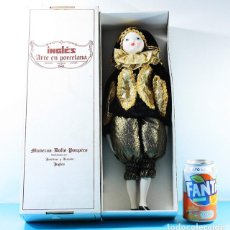 Bambole Spagnole Moderne: BONITA MUÑECA DE PORCELANA ARLEQUIN DE JOSEFINA Y RAMON INGLES CON CAJA 41X14X8 CM, ARTE ¿AÑOS 80?