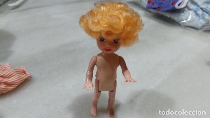 Mu&ntilde;ecas espa&ntilde;olas modernas: Mu&ntilde;equita de plastico. - Foto 2