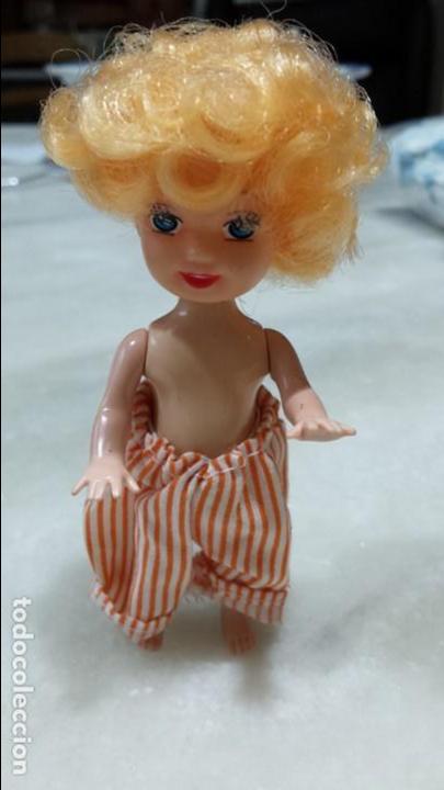 Mu&ntilde;ecas espa&ntilde;olas modernas: Mu&ntilde;equita de plastico. - Foto 1