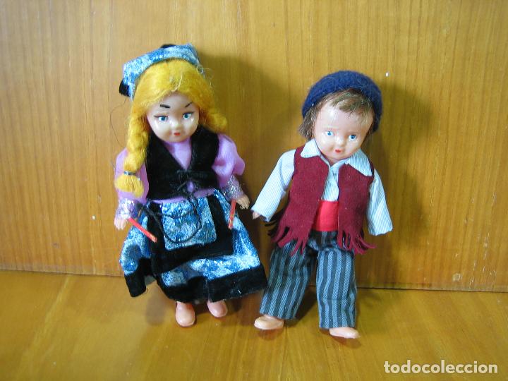 Mu&ntilde;ecas espa&ntilde;olas modernas: Pareja demu&ntilde;ecos tipicos - Foto 1