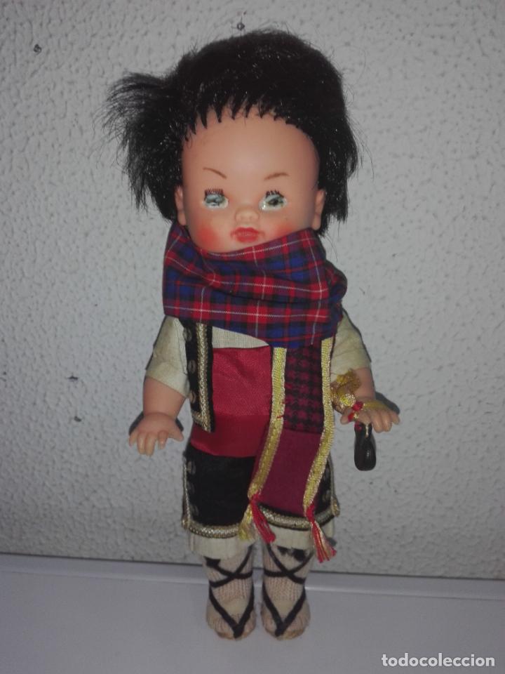 Mu&ntilde;ecas espa&ntilde;olas modernas: Antiguo mu&ntilde;eco regional Crg - Foto 1