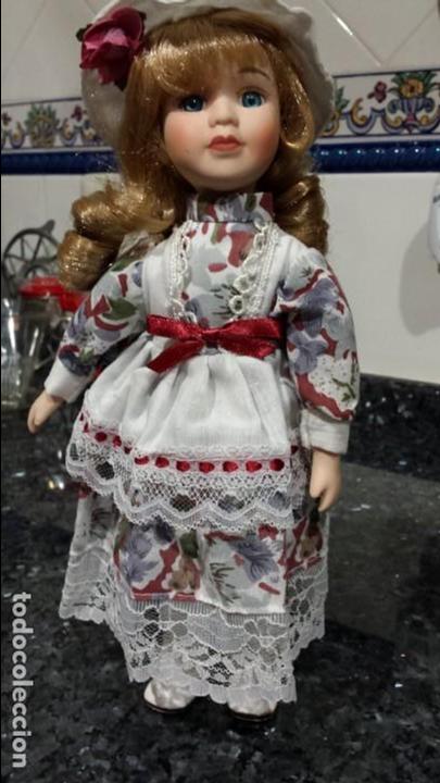Mu&ntilde;ecas espa&ntilde;olas modernas: Mu&ntilde;eca de porcelana - Foto 1