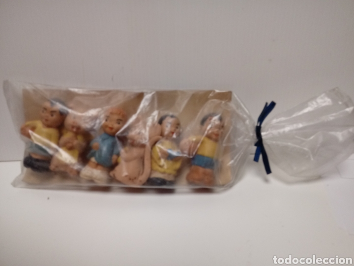 Mu&ntilde;ecas Espa&ntilde;olas Modernas: Blister a&ntilde;os 60 mu&ntilde;ecos de goma con pito