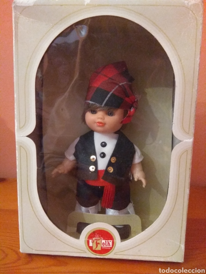 Mu&ntilde;ecas espa&ntilde;olas modernas: Mu&ntilde;equito regional - Foto 1