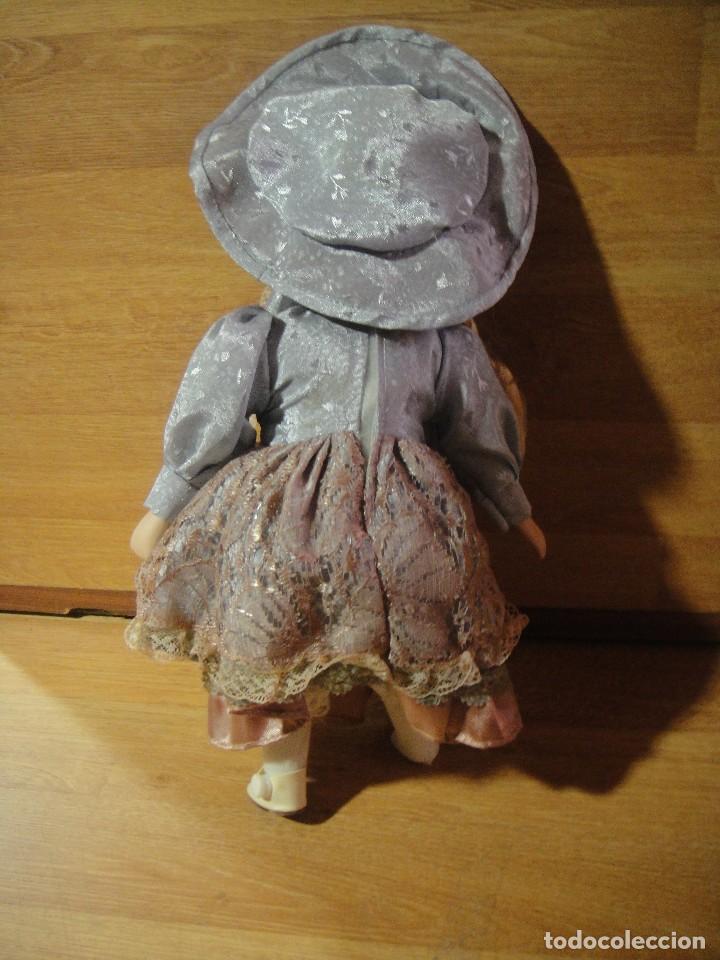 Mu&ntilde;ecas espa&ntilde;olas modernas: mu&ntilde;eca con cabeza de porcelana - Foto 2