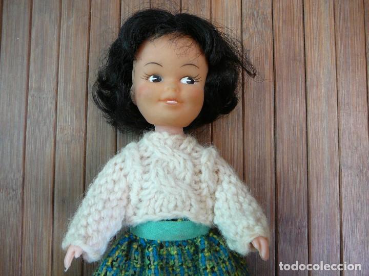 Mu&ntilde;ecas espa&ntilde;olas modernas: Peque&ntilde;a mu&ntilde;eca de pl&aacute;stico. - Foto 2