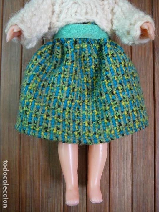 Mu&ntilde;ecas espa&ntilde;olas modernas: Peque&ntilde;a mu&ntilde;eca de pl&aacute;stico. - Foto 4