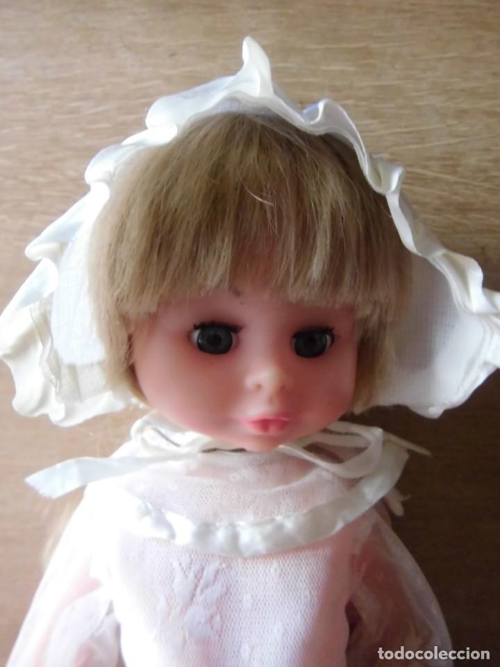 Mu&ntilde;ecas espa&ntilde;olas modernas: PRECIOSA MU&Ntilde;ECA DE COMUNI&Oacute;N FINALES A&Ntilde;OS 70 - Foto 3