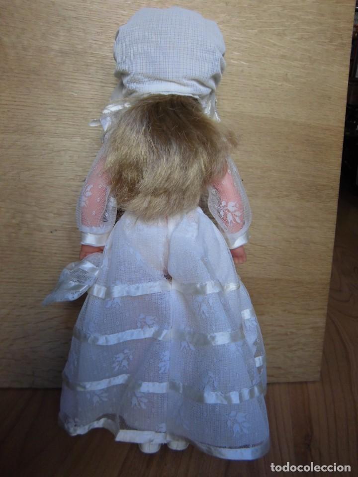 Mu&ntilde;ecas espa&ntilde;olas modernas: PRECIOSA MU&Ntilde;ECA DE COMUNI&Oacute;N FINALES A&Ntilde;OS 70 - Foto 5
