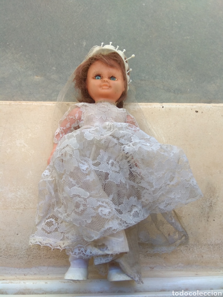 Mu&ntilde;ecas espa&ntilde;olas modernas: Antigua Mu&ntilde;eca con Vestido de Comuni&oacute;n - Foto 1