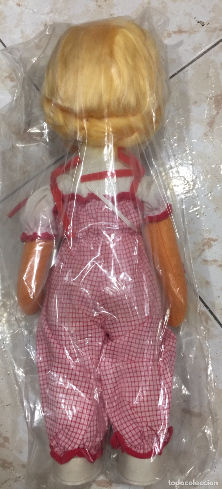 Mu&ntilde;ecas espa&ntilde;olas modernas: Mu&ntilde;eca fieltro nueva - Foto 2