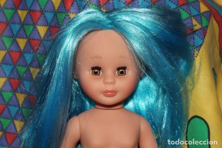 Mu&ntilde;ecas espa&ntilde;olas modernas: mu&ntilde;eca kika pelo azul - Foto 2