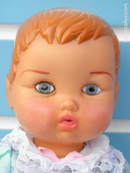 Mu&ntilde;ecas espa&ntilde;olas modernas: Mu&ntilde;eco beb&eacute; antiguo de goma - Foto 2