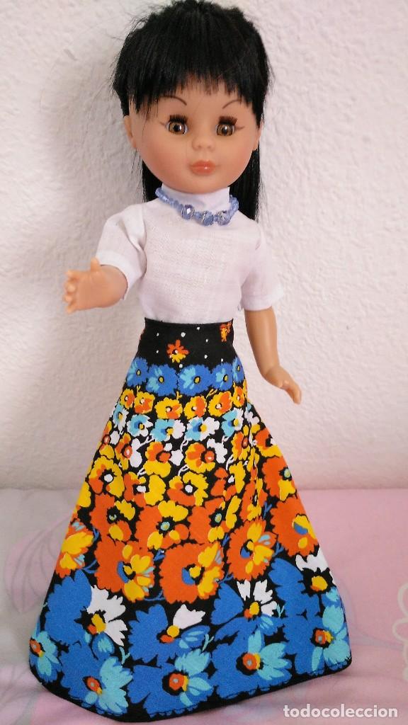 Mu&ntilde;ecas espa&ntilde;olas modernas: Mu&ntilde;eca Kika oriental con ropa de Nancy - Foto 2