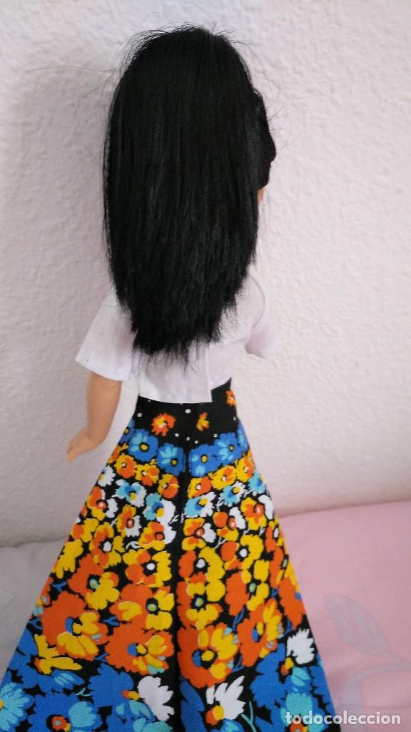 Mu&ntilde;ecas espa&ntilde;olas modernas: Mu&ntilde;eca Kika oriental con ropa de Nancy - Foto 3