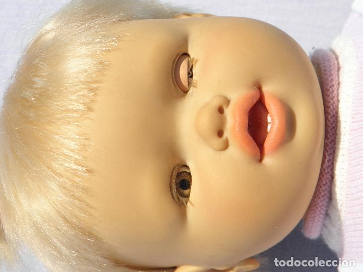 Mu&ntilde;ecas espa&ntilde;olas modernas: Mu&ntilde;eca beb&eacute; grande Cuchi Cuchi de b.b. mide 69cm - Foto 5