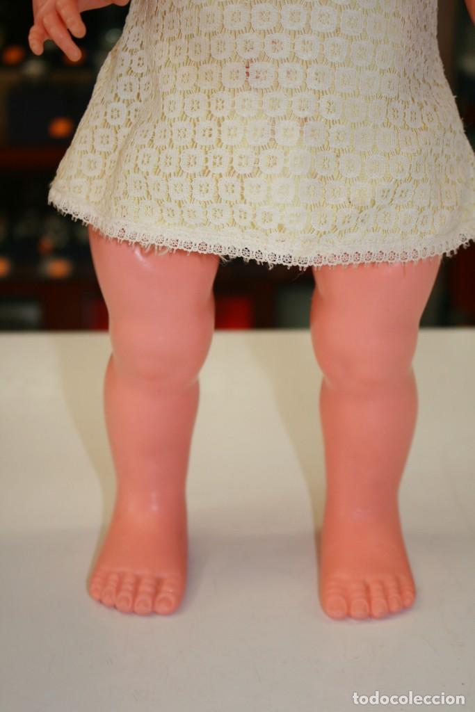Mu&ntilde;ecas espa&ntilde;olas modernas: Mu&ntilde;eca Andadora Ariane de GAMA 53 cms - Foto 3