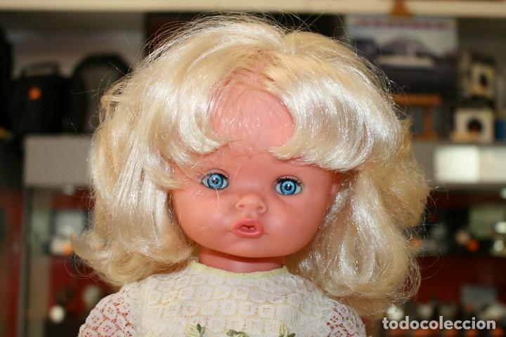 Mu&ntilde;ecas espa&ntilde;olas modernas: Mu&ntilde;eca Andadora Ariane de GAMA 53 cms - Foto 4