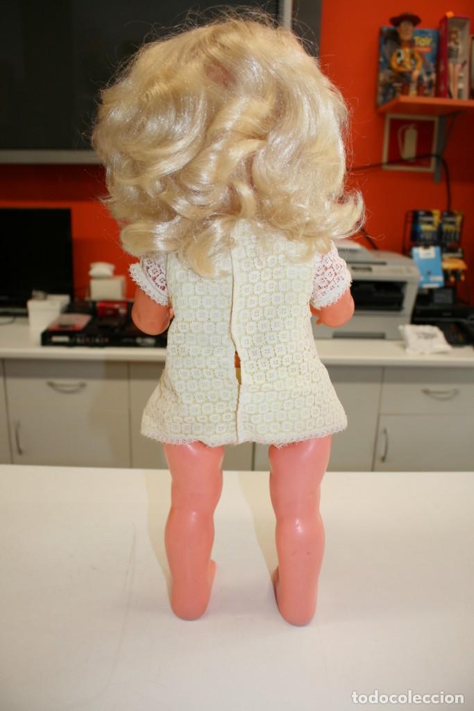 Mu&ntilde;ecas espa&ntilde;olas modernas: Mu&ntilde;eca Andadora Ariane de GAMA 53 cms - Foto 6
