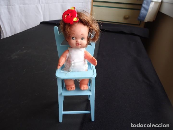Mu&ntilde;ecas espa&ntilde;olas modernas: MU&Ntilde;ECA SENTADA EN SU TRONA - Foto 1