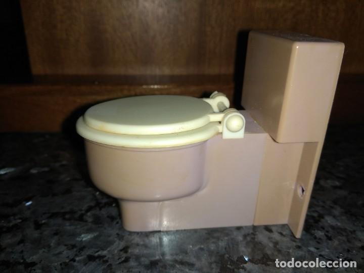 Mu&ntilde;ecas espa&ntilde;olas modernas: Hogarin: inodoro, v&aacute;ter - Foto 2