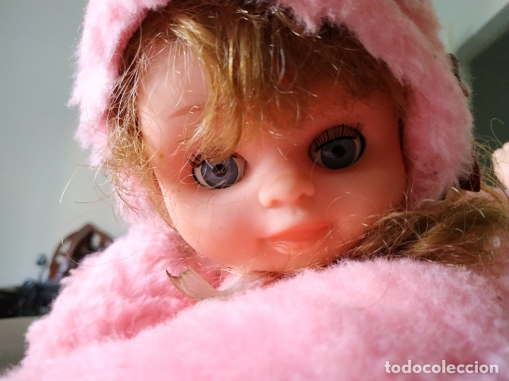 Mu&ntilde;ecas Espa&ntilde;olas Modernas: MU&Ntilde;ECA ANTIGUA CON CREMALLERA PARA GUARDAR EL PIJAMA