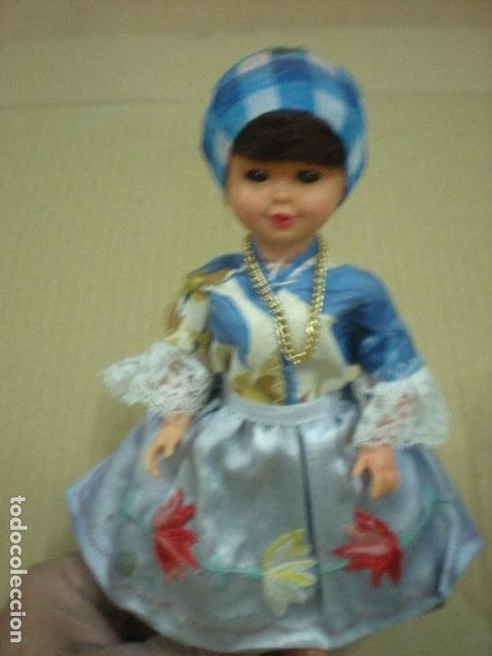 Mu&ntilde;ecas espa&ntilde;olas modernas: MU&Ntilde;ECA CON VESTIDO 20X9X5cm - Foto 2