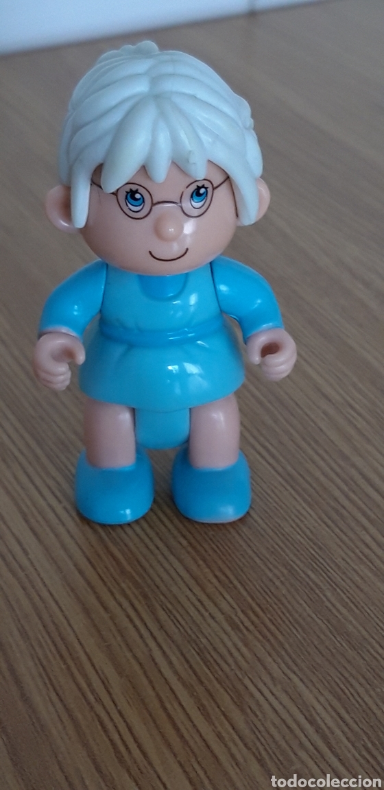 Mu&ntilde;ecas espa&ntilde;olas modernas: Abuela pin y pon con capucha - Foto 1