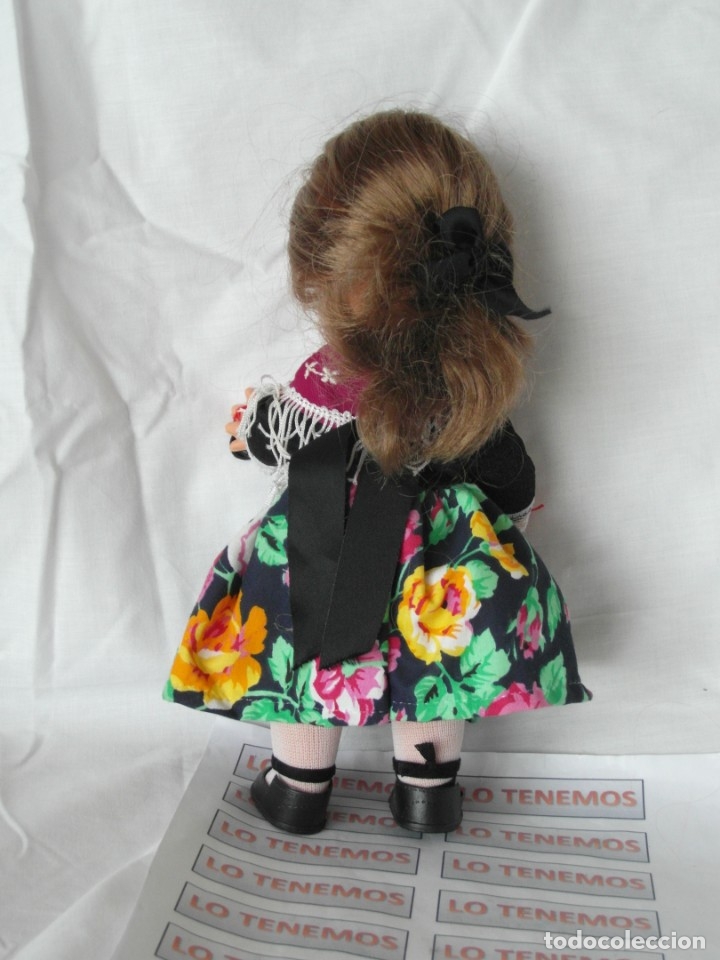 Mu&ntilde;ecas espa&ntilde;olas modernas: Mu&ntilde;eca D&acute;Nilo con traje regional - Foto 2