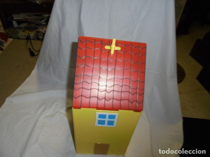 Mu&ntilde;ecas espa&ntilde;olas modernas: LA CASA DE PEPPA PIG EN SU CAJA - Foto 9