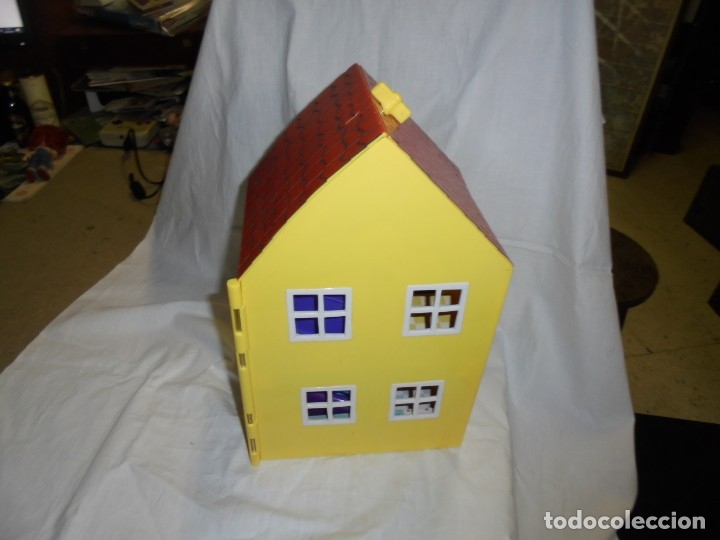 Mu&ntilde;ecas espa&ntilde;olas modernas: LA CASA DE PEPPA PIG EN SU CAJA - Foto 10