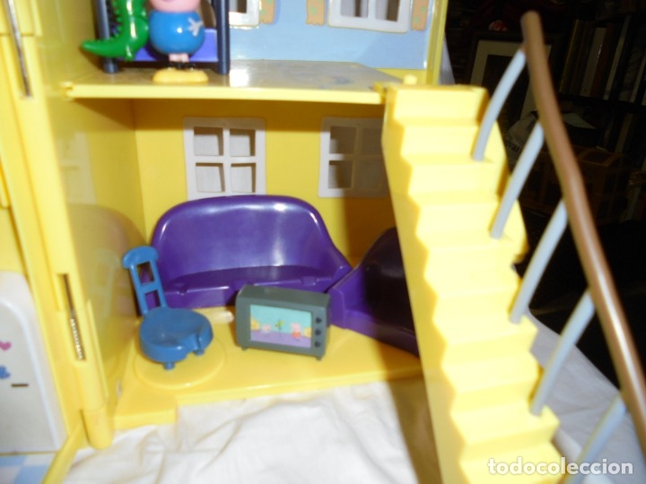 Mu&ntilde;ecas espa&ntilde;olas modernas: LA CASA DE PEPPA PIG EN SU CAJA - Foto 16