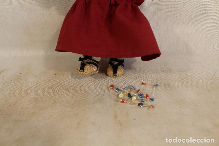 Mu&ntilde;ecas espa&ntilde;olas modernas: mu&ntilde;eca con caramelos - Foto 4