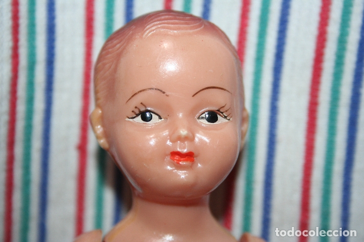 Mu&ntilde;ecas espa&ntilde;olas modernas: MU&Ntilde;ECA DE PL&Aacute;STICO RIGIDO, MIDE 17 CM - Foto 1