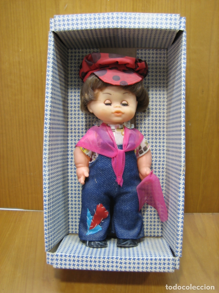 Mu&ntilde;ecas espa&ntilde;olas modernas: Antiguo mu&ntilde;eco torero 34 cm - Foto 1