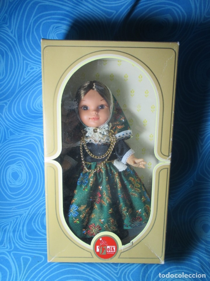 Mu&ntilde;ecas espa&ntilde;olas modernas: MU&Ntilde;ECA REGIONAL MALLORCA, MARCA FOLK - Foto 2