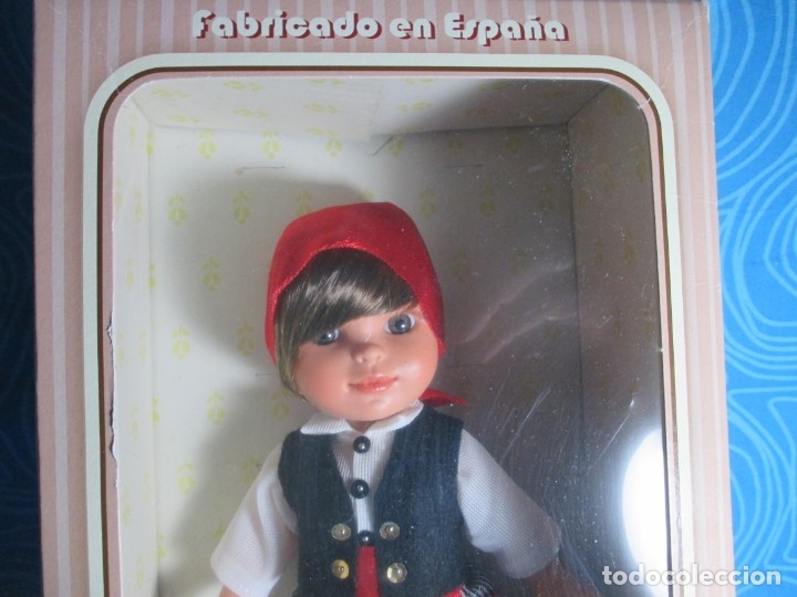 Mu&ntilde;ecas espa&ntilde;olas modernas: MU&Ntilde;ECA REGIONAL MALLORCA, MARCA FOLK - Foto 3