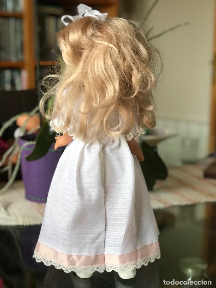 Mu&ntilde;ecas espa&ntilde;olas modernas: Mu&ntilde;eca bb comuni&oacute;n - Foto 2