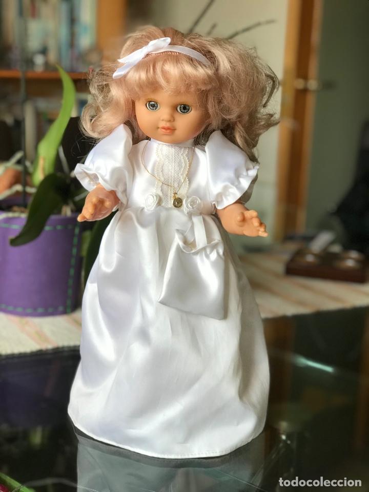 Mu&ntilde;ecas espa&ntilde;olas modernas: Mu&ntilde;eca comuni&oacute;n COMAR - Foto 1
