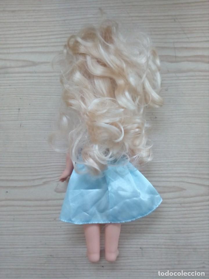Mu&ntilde;ecas espa&ntilde;olas modernas: Mu&ntilde;eca Disney Cenicienta - Foto 2