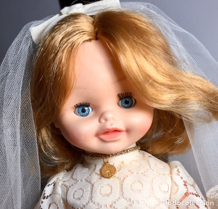 Mu&ntilde;ecas espa&ntilde;olas modernas: Mu&ntilde;eca Comuni&oacute;n a&ntilde;os 70 - Foto 2